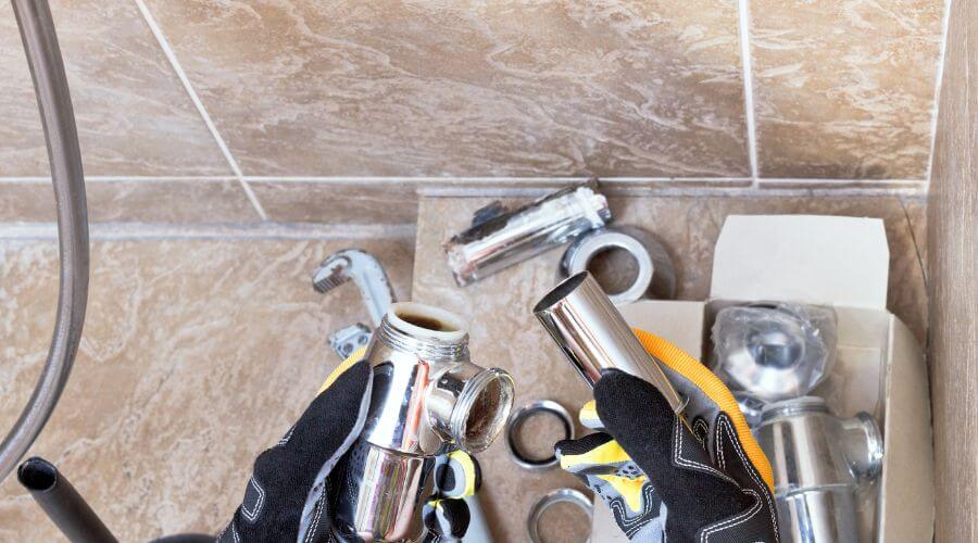 Professional gutter cleaning in Holdrege, NE